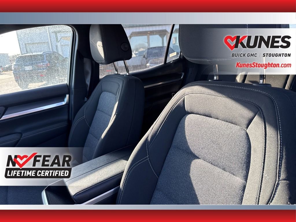 Used 2025 GMC Terrain Elevation image 24