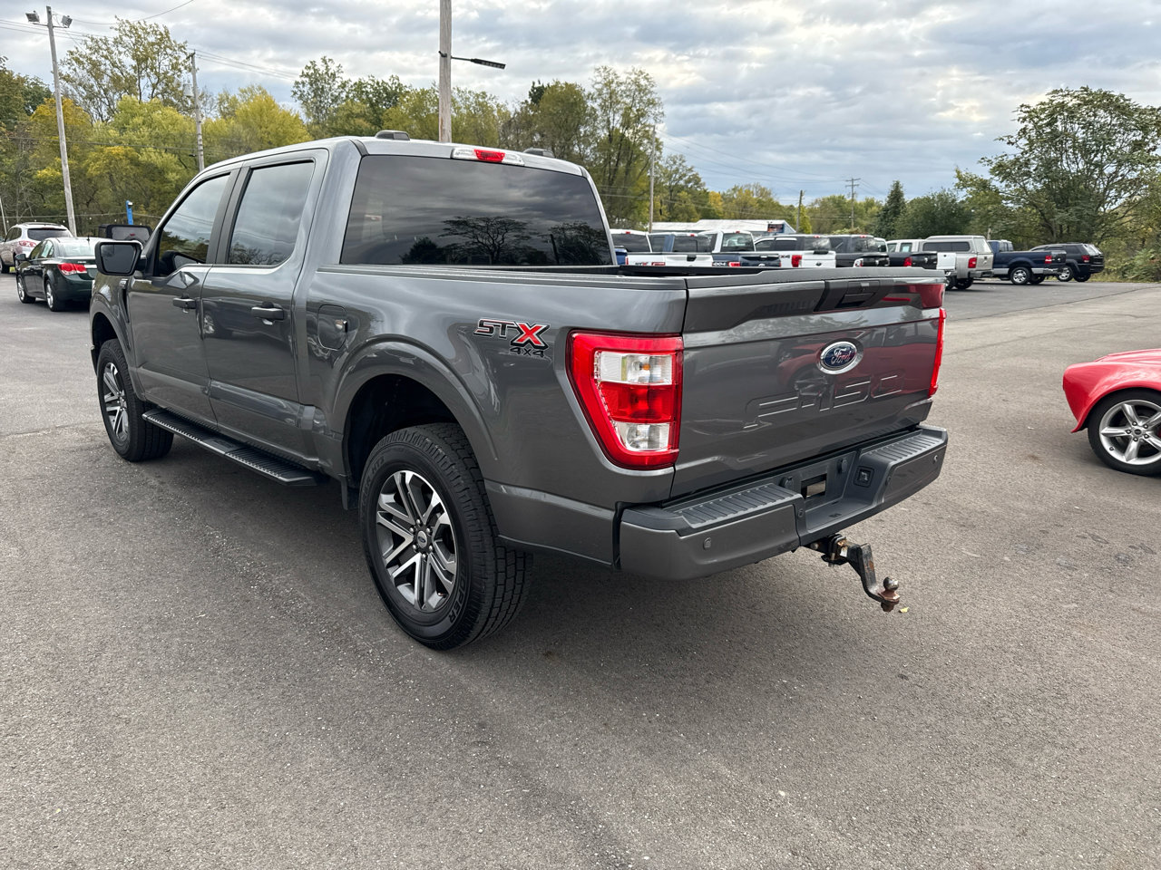 Used 2021 Ford F150 XL w/ STX Appearance Package image 4