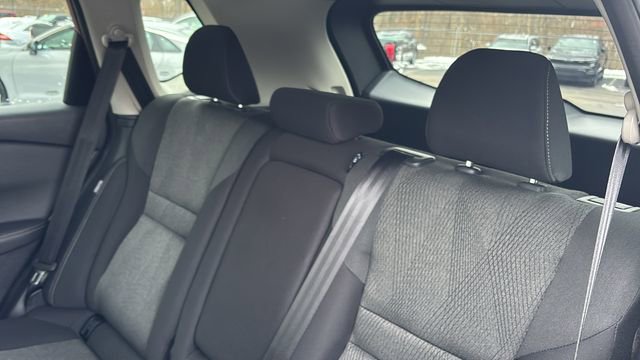 Used 2024 Nissan Rogue SV image 28