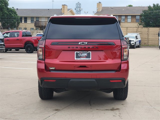 Used 2023 Chevrolet Suburban Z71 w/ Luxury Package AWD/4WD image 12