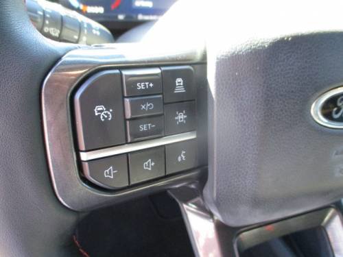 Used 2024 Ford Expedition Limited image 15