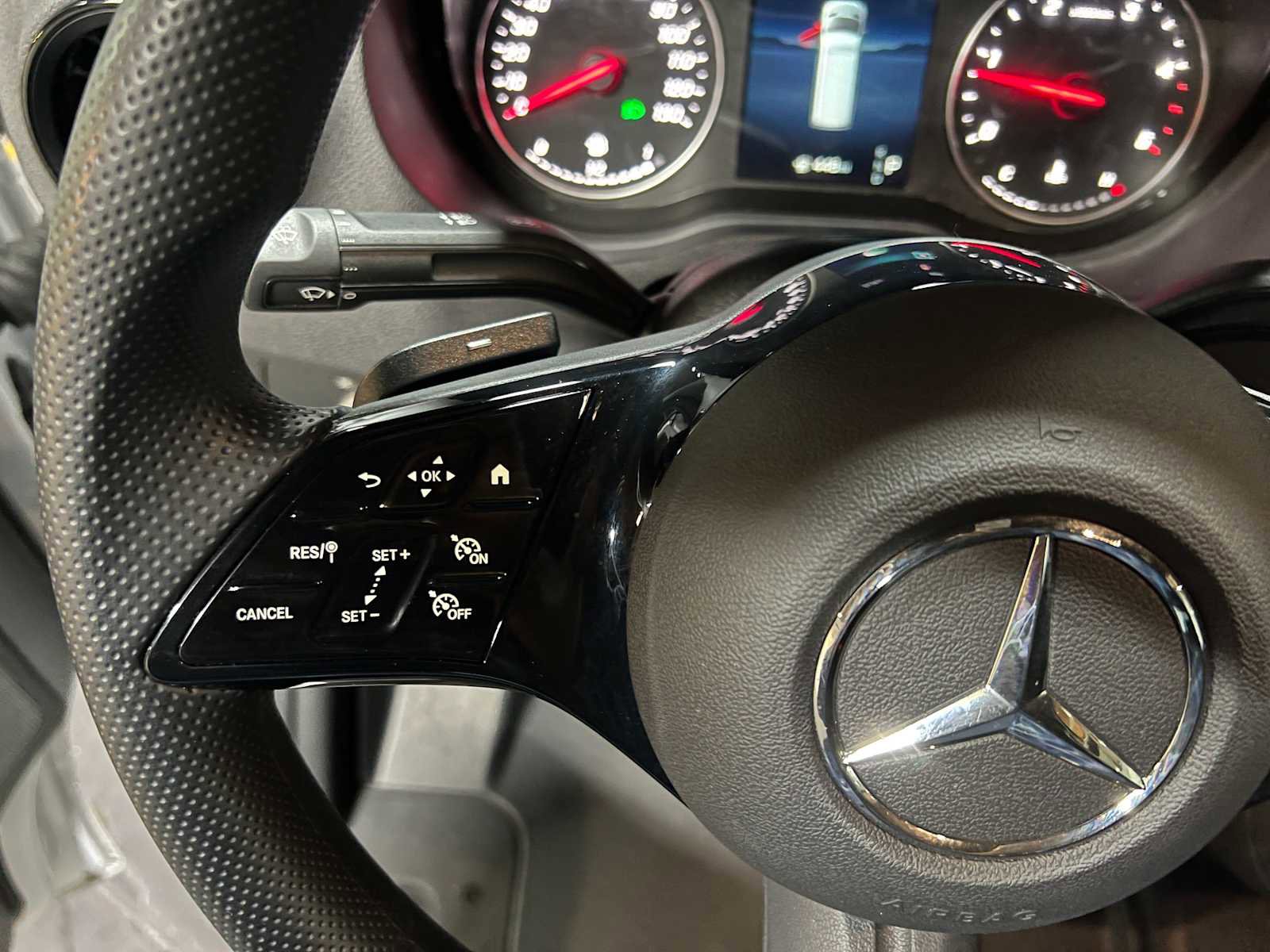 Used 2025 Mercedes-Benz Sprinter 2500 image 23