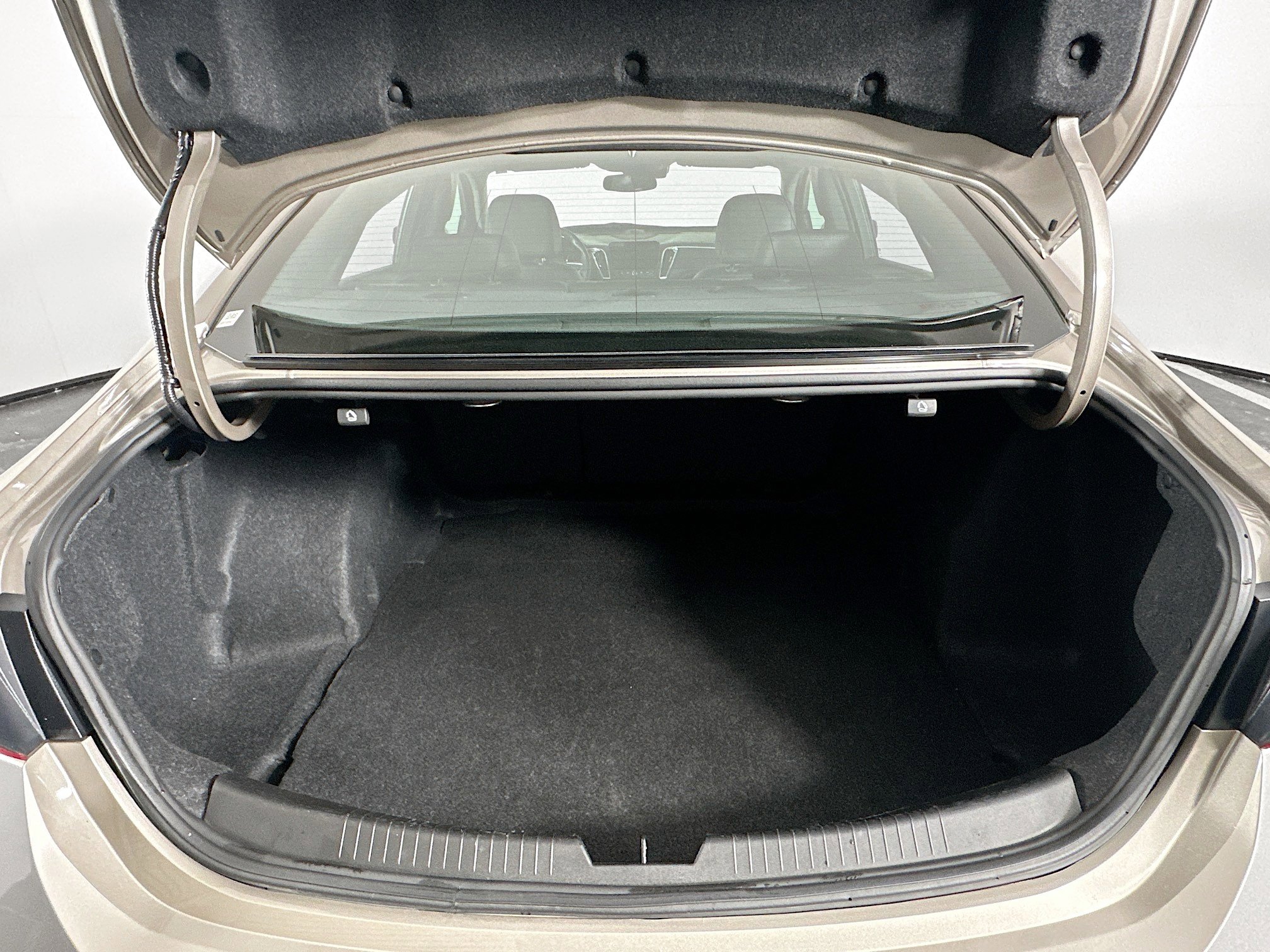 Used 2024 Chevrolet Malibu LT image 28