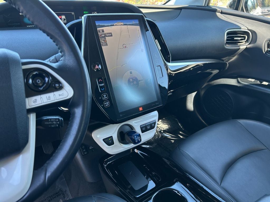 Used 2017 Toyota Prius Prime Advanced image 20