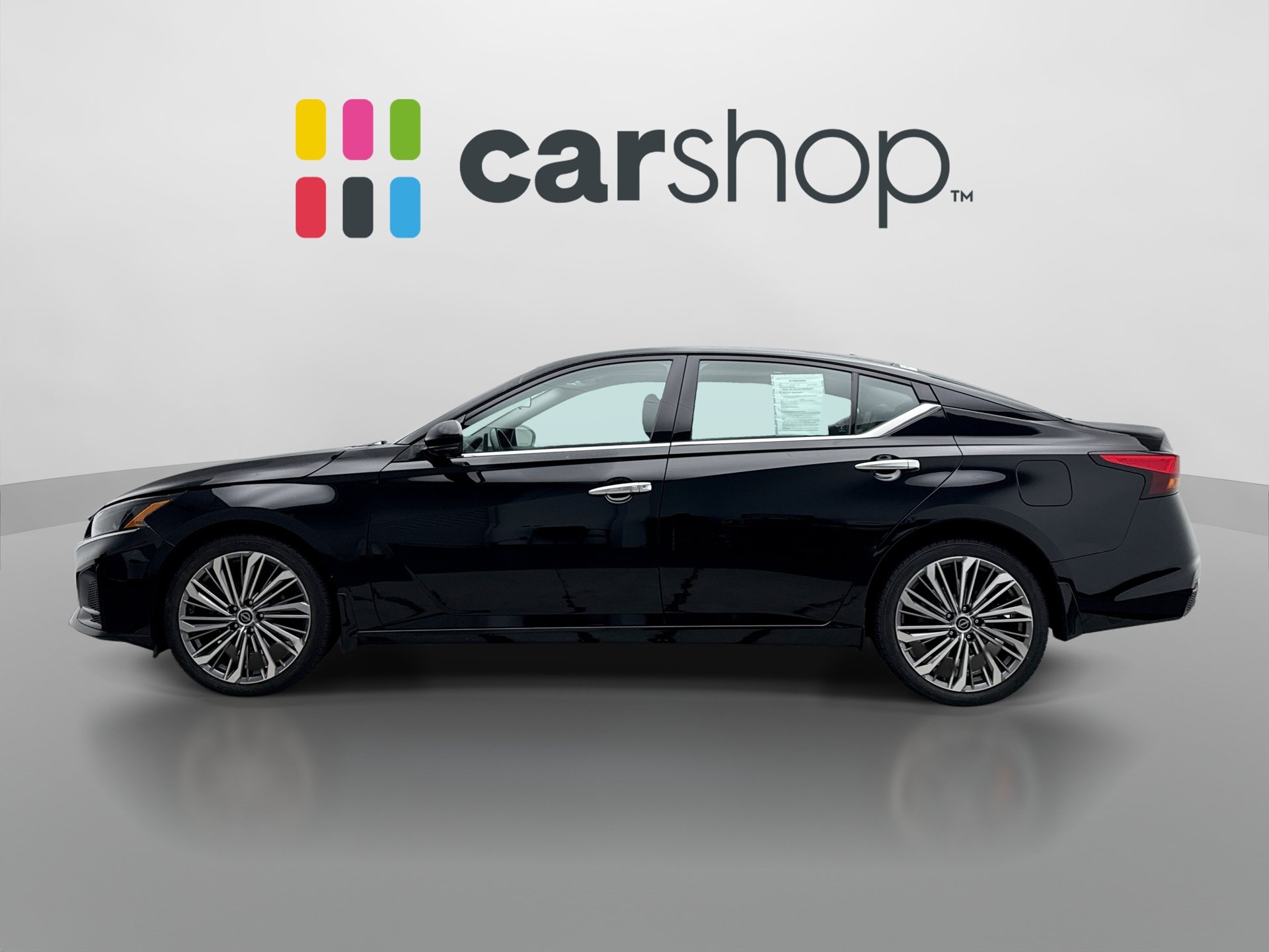 Used 2023 Nissan Altima 2.5 SL AWD/4WD image 2
