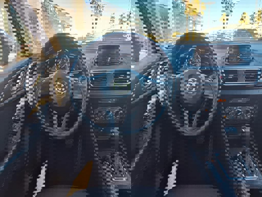 Used 2015 MAZDA MAZDA3 i SV image 26