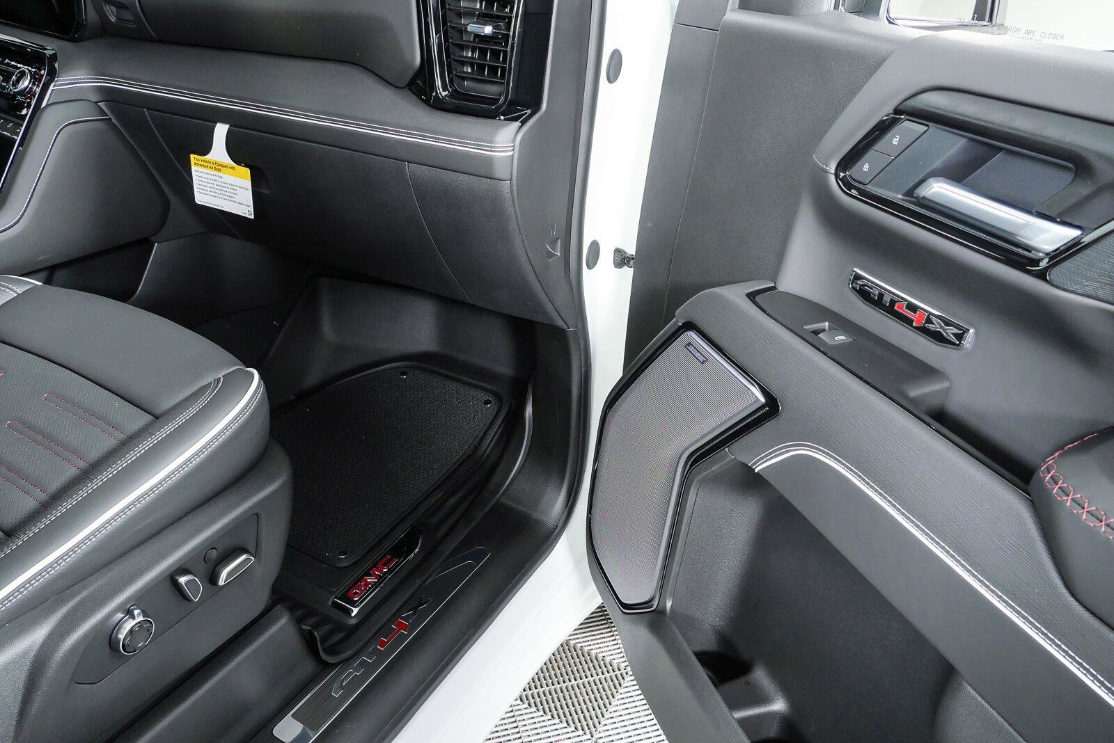 New 2026 GMC Sierra 1500 AT4X AWD/4WD image 26