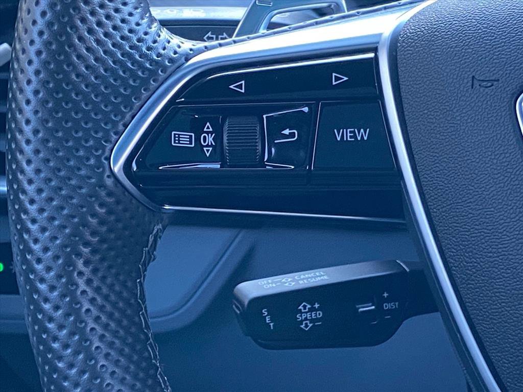 Used 2022 Audi e-tron GT Prestige w/ Prestige Package image 8