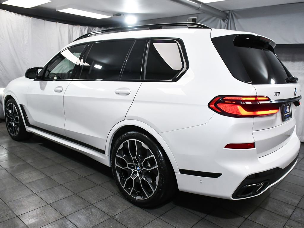 Used 2026 BMW X7 M60i image 4