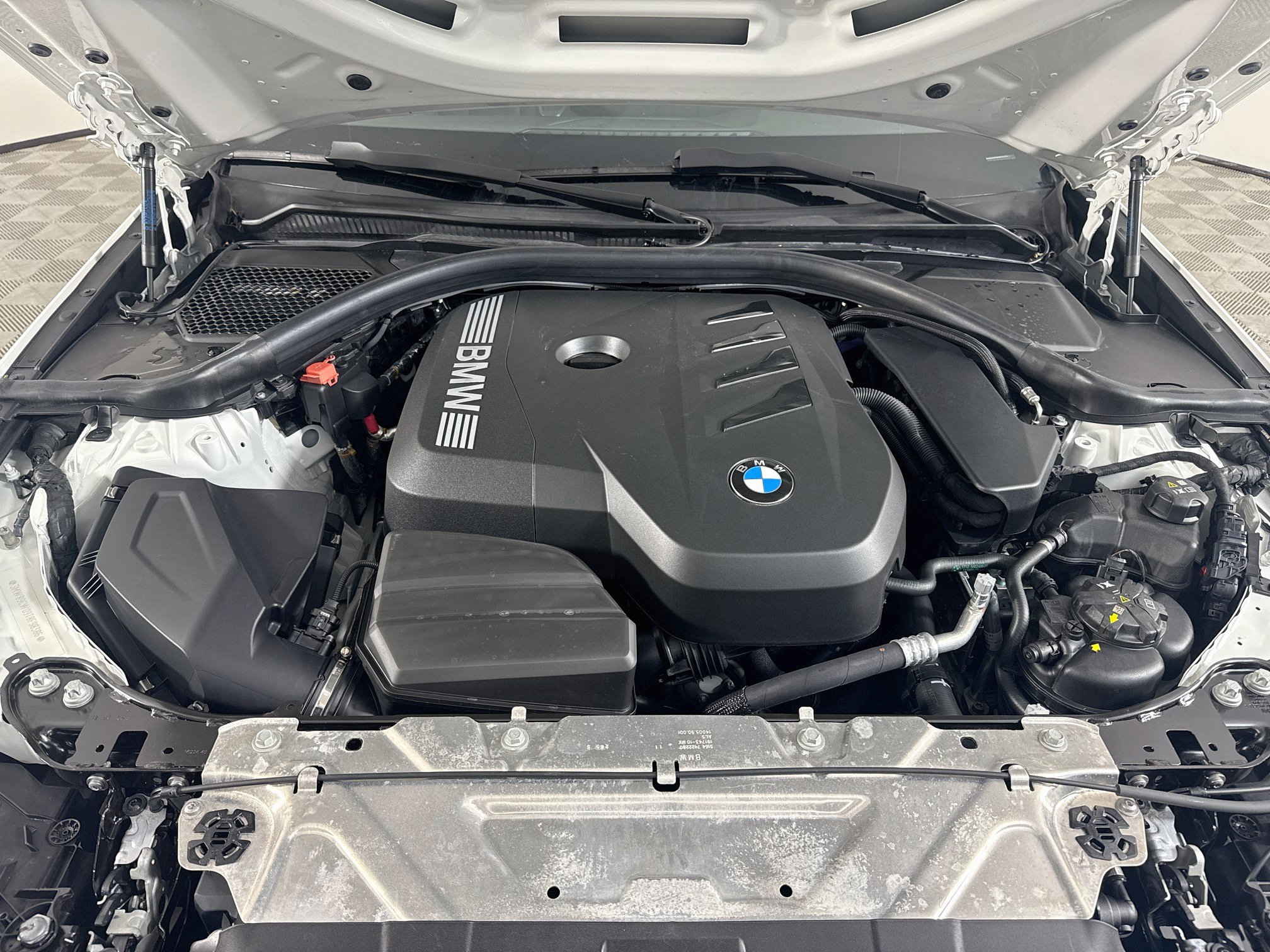 Used 2026 BMW 330i xDrive Sedan AWD/4WD image 39