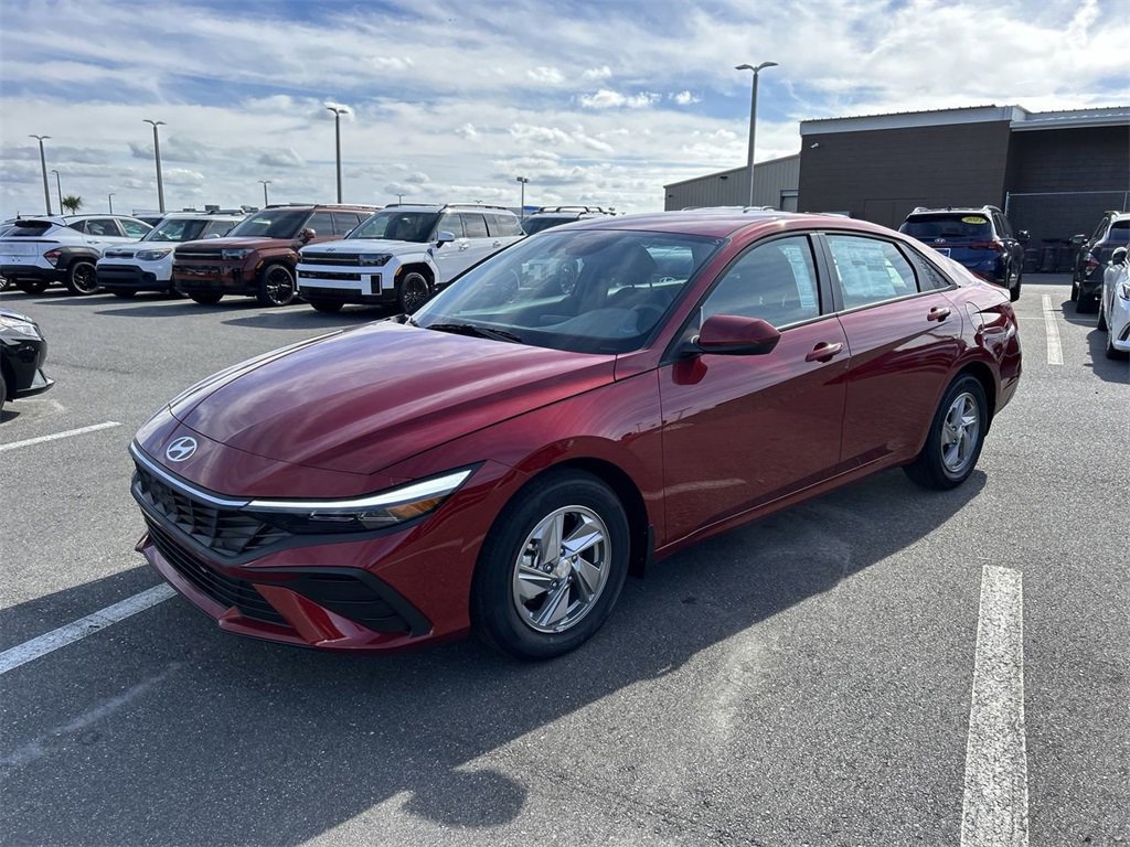 New 2026 Hyundai Elantra SE image 13