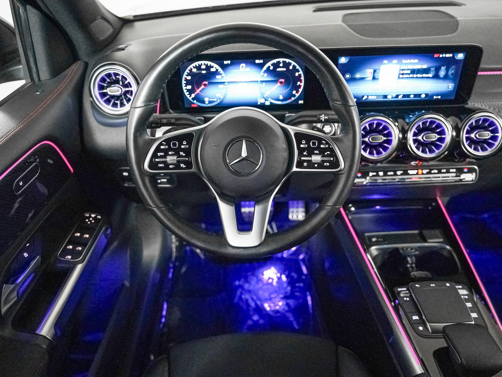Certified 2022 Mercedes-Benz GLB 250 image 11