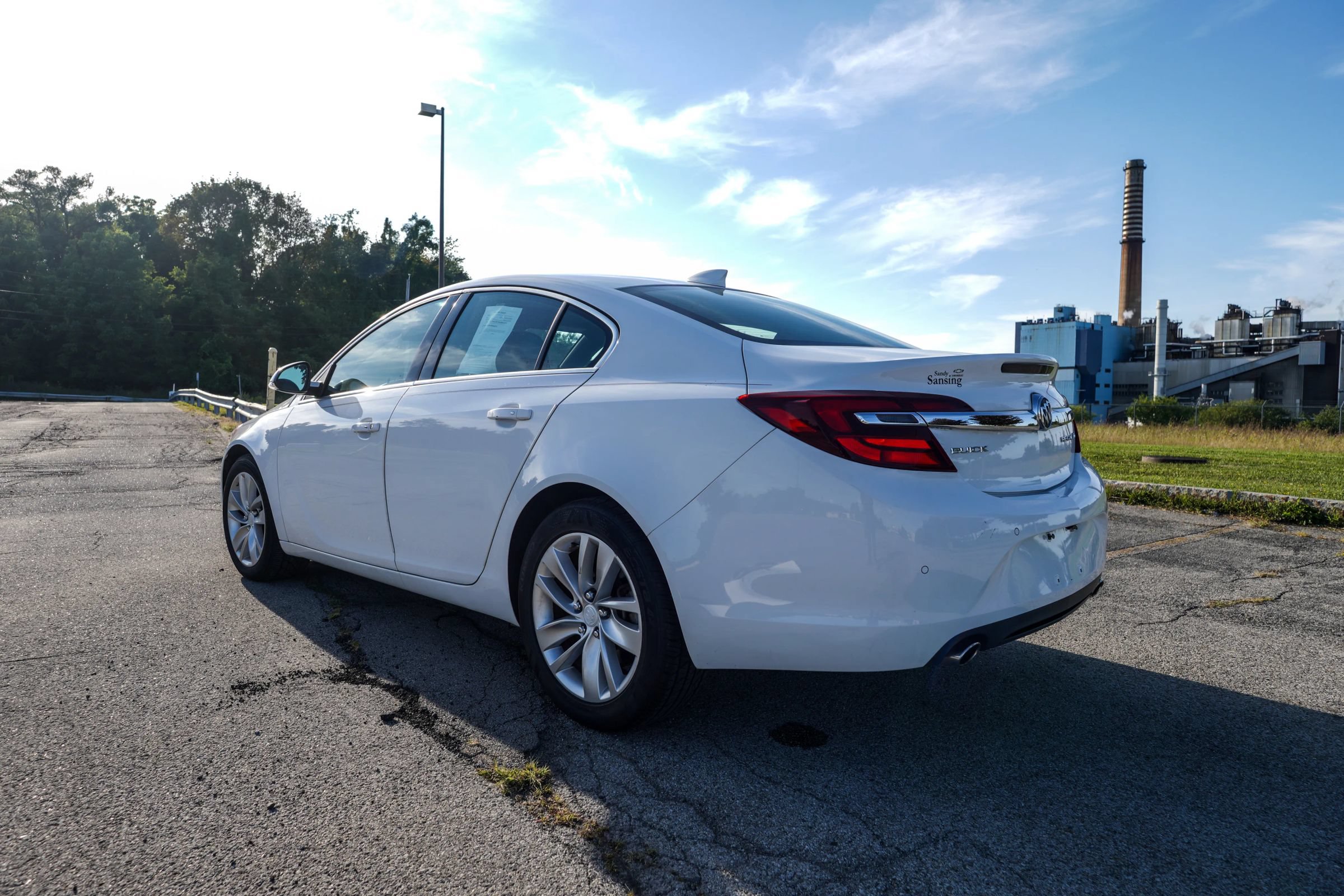 Used 2016 Buick Regal Premium w/ Driver Confidence Package #2 FWD image 8