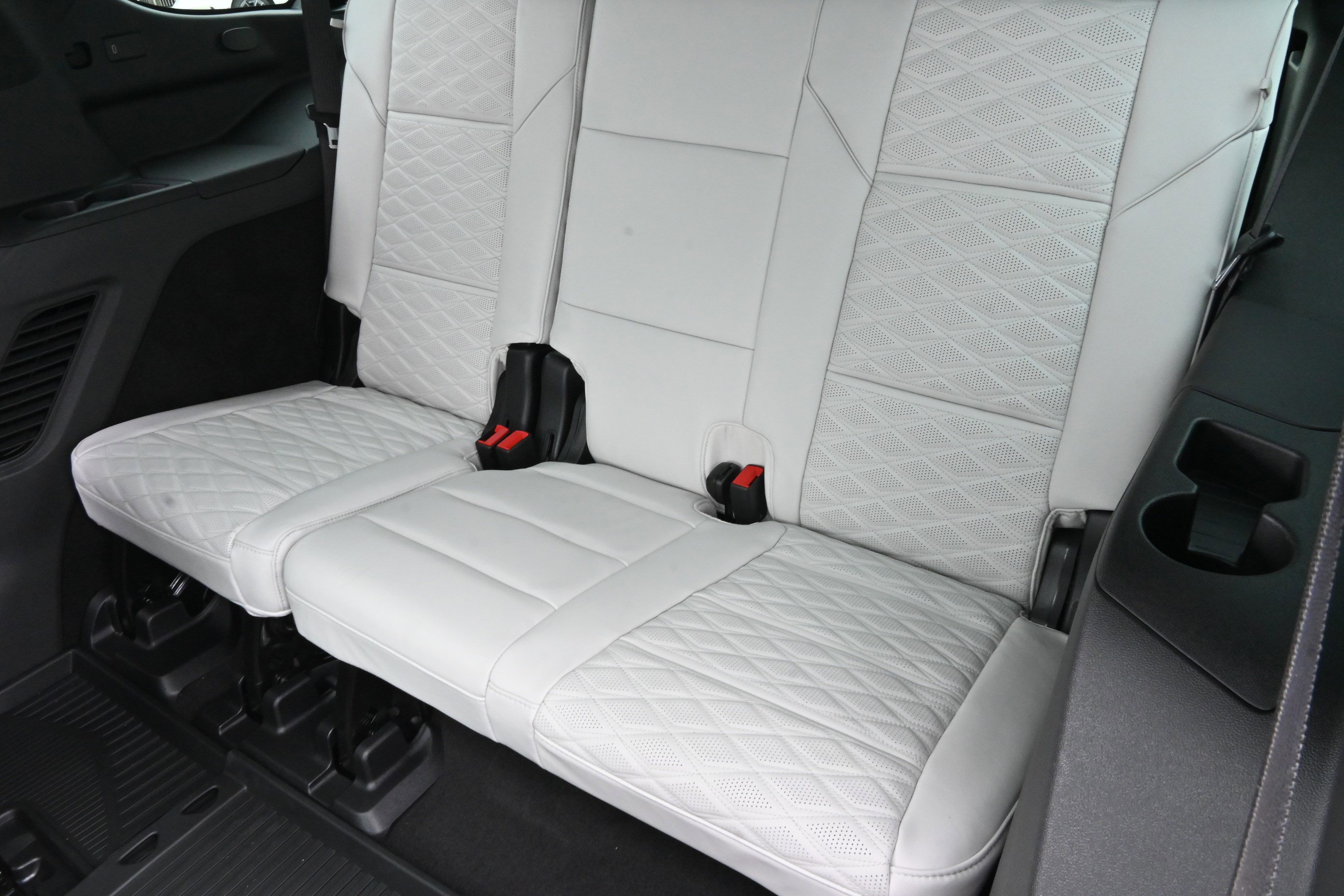 Used 2026 Cadillac Escalade Platinum Sport w/ LPO, ONYX Package image 14