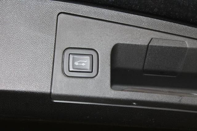 Certified 2023 Cadillac XT4 Luxury w/ Cold Weather Package image 26