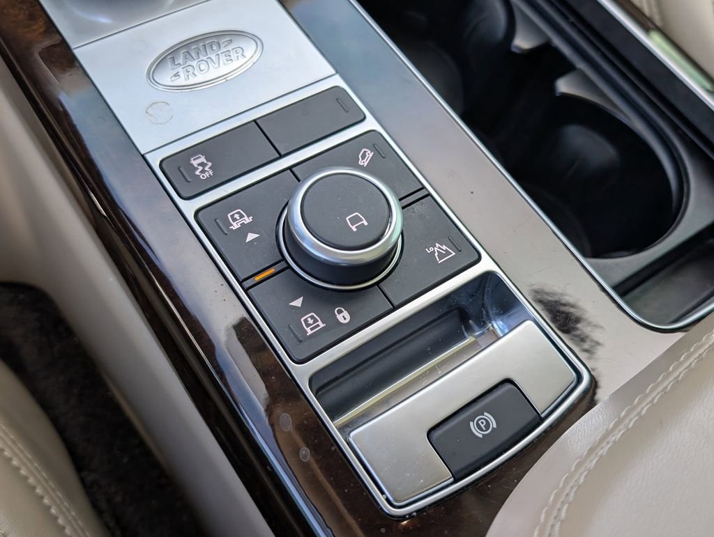 Used 2022 Land Rover Range Rover Westminster Edition image 31