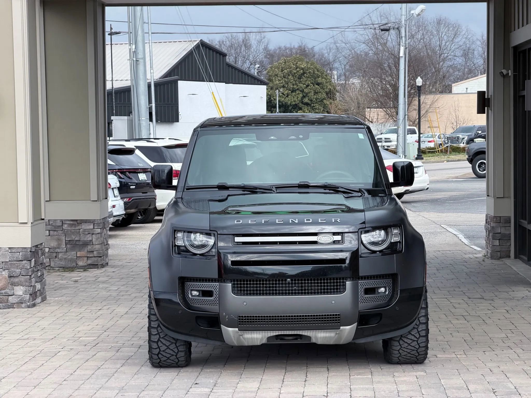 Used 2023 Land Rover Defender 110 V8 image 51