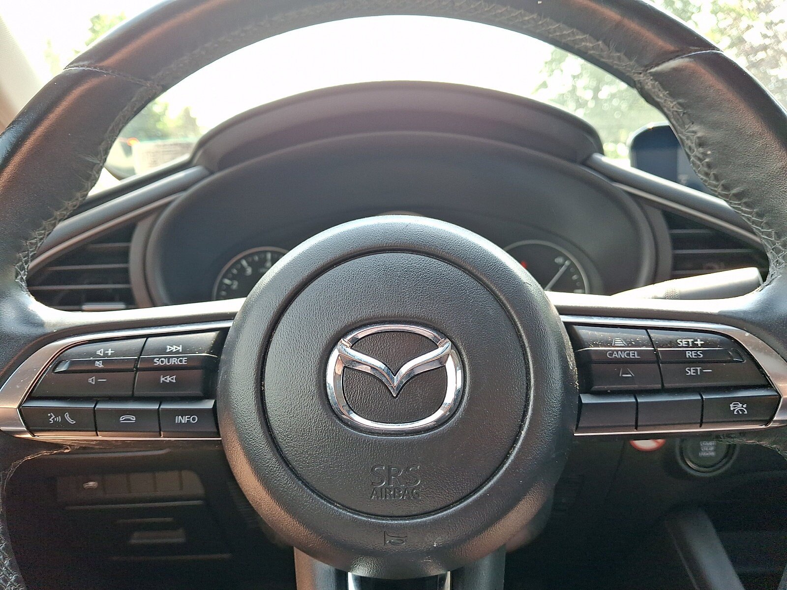 Used 2024 MAZDA MAZDA3 s FWD image 19