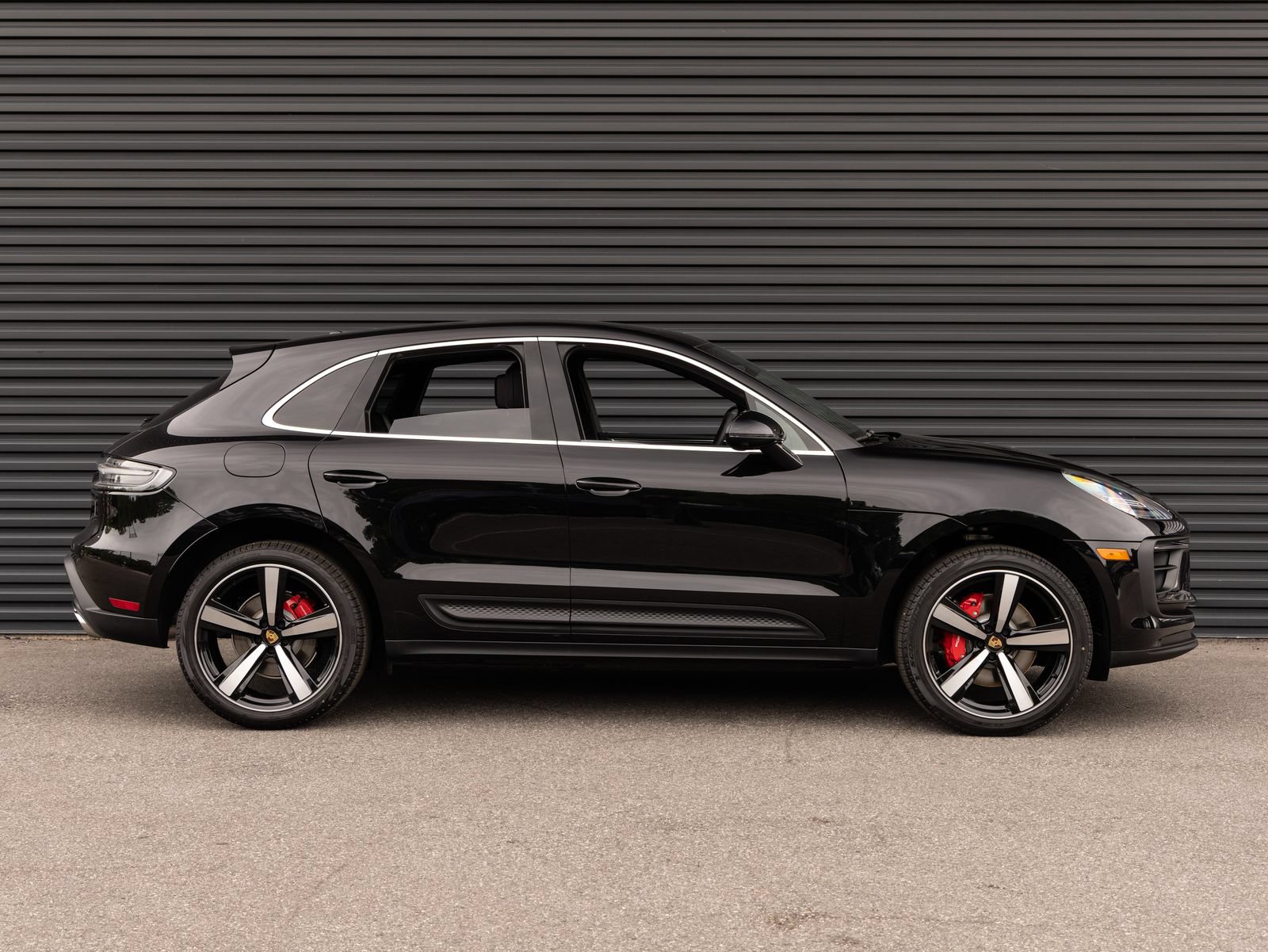 New 2026 Porsche Macan S AWD/4WD image 8