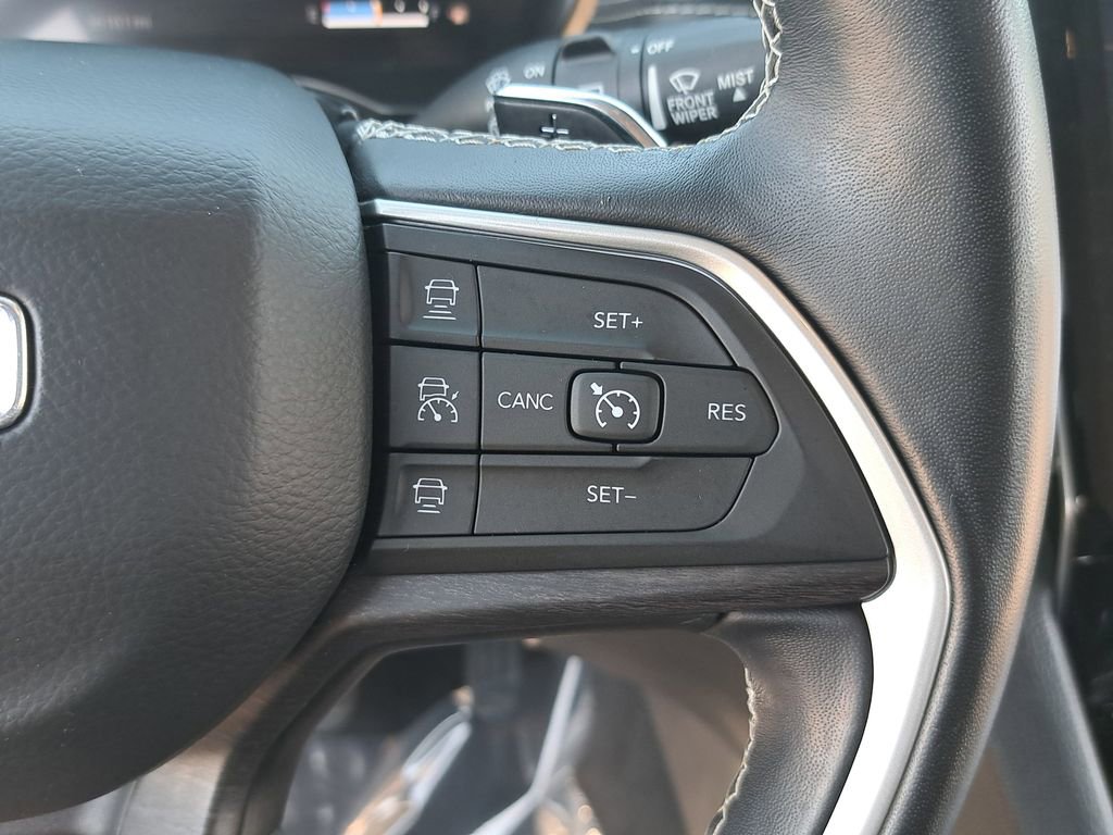 Certified 2021 Jeep Grand Cherokee L Limited AWD/4WD image 20