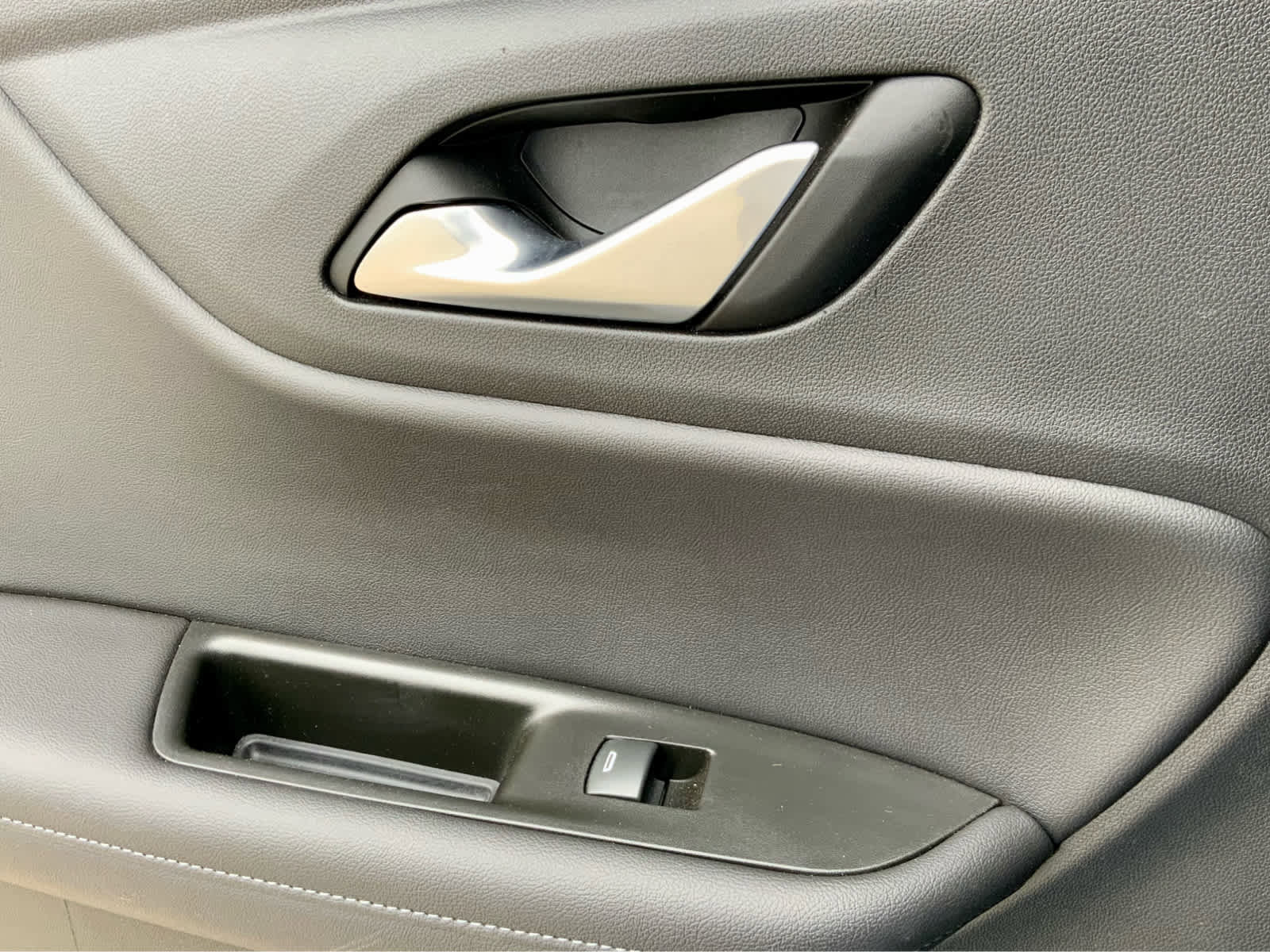 Used 2022 Chevrolet Blazer LT image 54