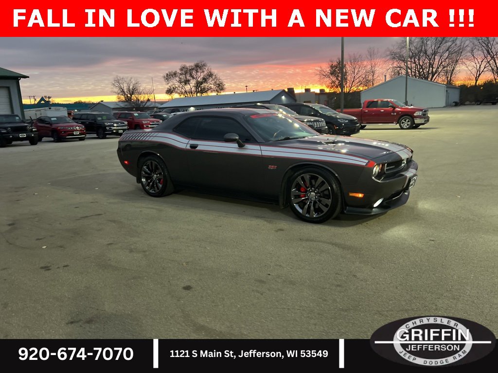 Used 2014 Dodge Challenger SRT8 image 7