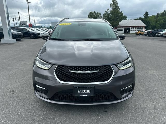Used 2022 Chrysler Pacifica Touring-L FWD image 8