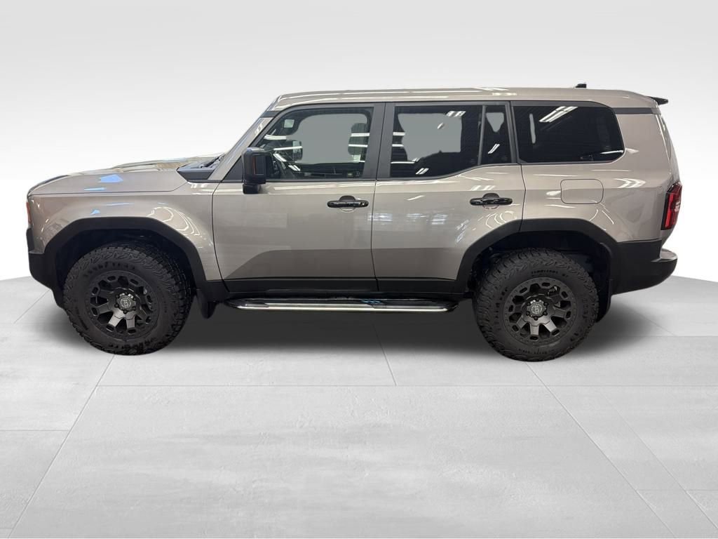 Used 2024 Toyota Land Cruiser 1958 image 2