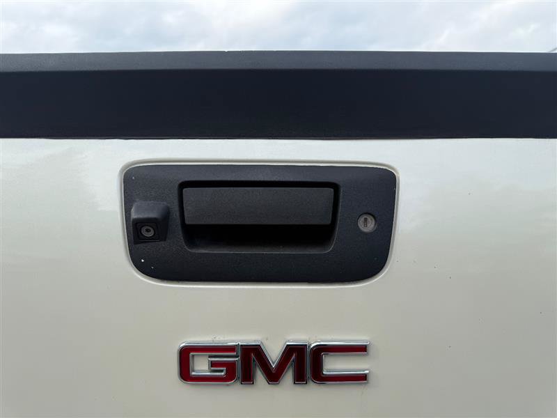 Used 2013 GMC Sierra 1500 SLT w/ SLT White Diamond Edition AWD/4WD image 24