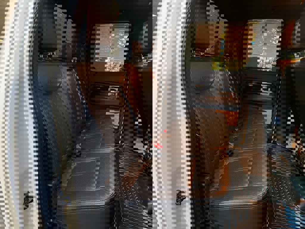 Used 2013 Ford F150 Platinum image 34