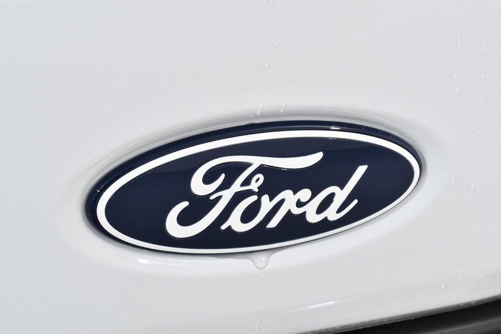 New 2026 Ford Transit 250 148 Medium Roof Extended AWD w/ Load Area Protection Package image 21