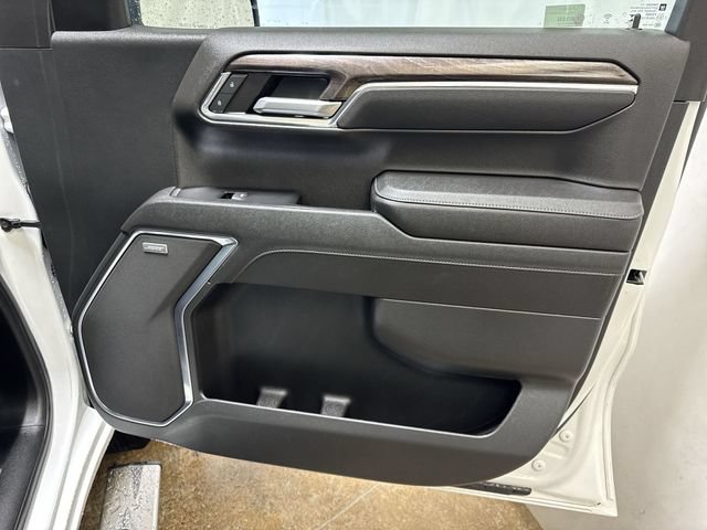 Used 2023 Chevrolet Silverado 1500 LTZ AWD/4WD image 27