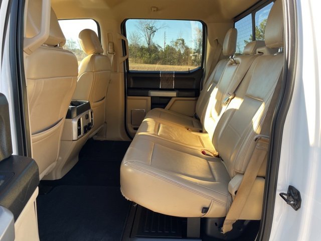 Used 2019 Ford F250 Lariat w/ Chrome Package image 28