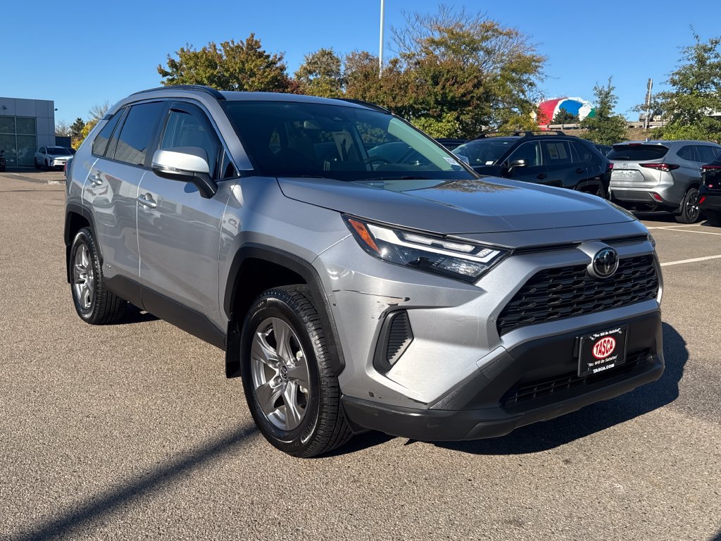 Used 2025 Toyota RAV4 XLE w/ Convenience Package AWD/4WD image 9