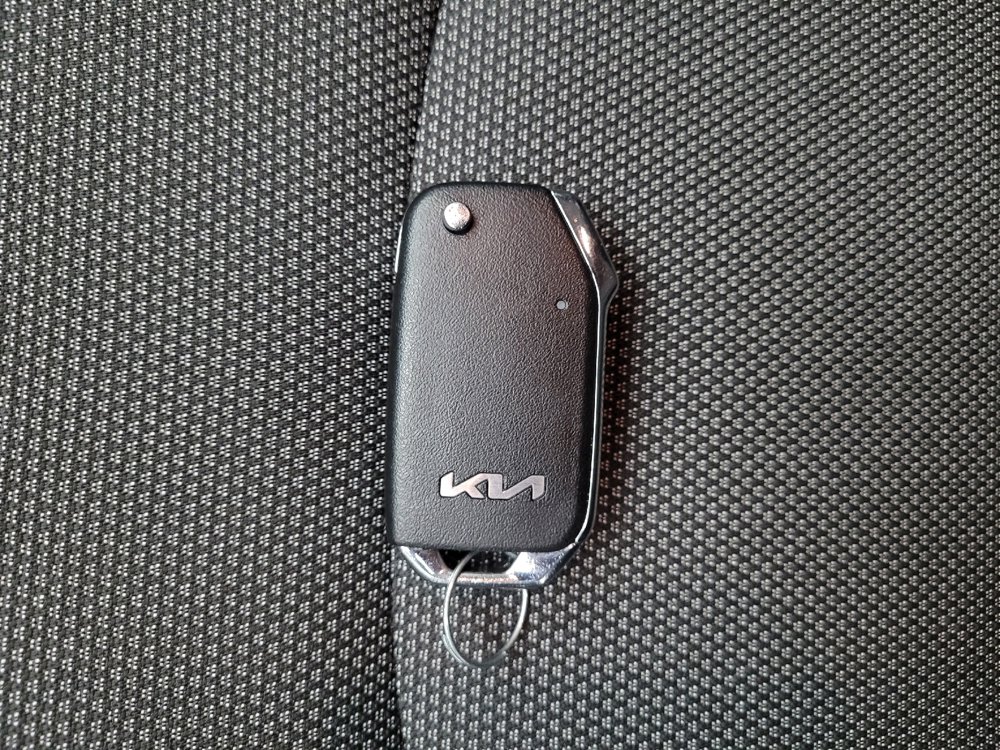 Used 2023 Kia Forte LXS image 32