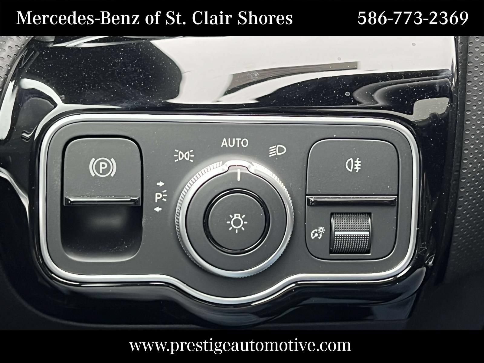 Used 2025 Mercedes-Benz CLA 250 4MATIC image 34