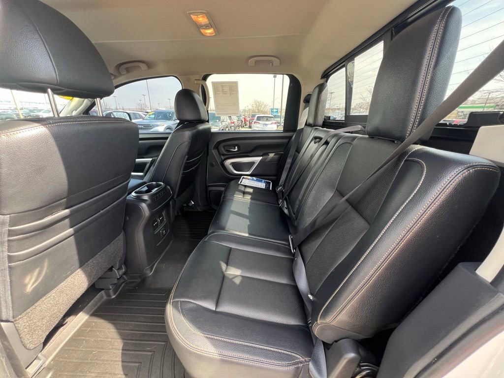 Used 2018 Nissan Titan SL w/ Chrome Package image 20