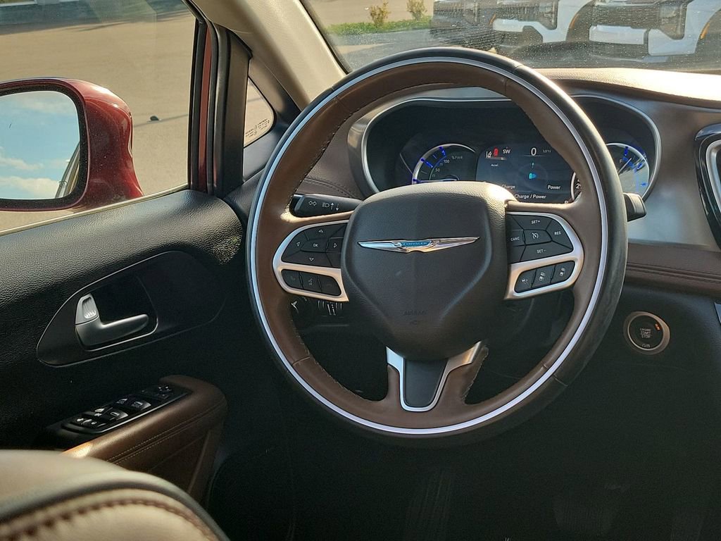 Used 2018 Chrysler Pacifica Limited w/ Advanced Safetytec Group image 16