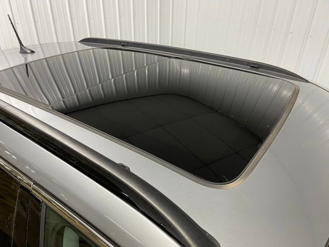 Used 2022 Jeep Compass Latitude w/ Sun and Sound Group image 11