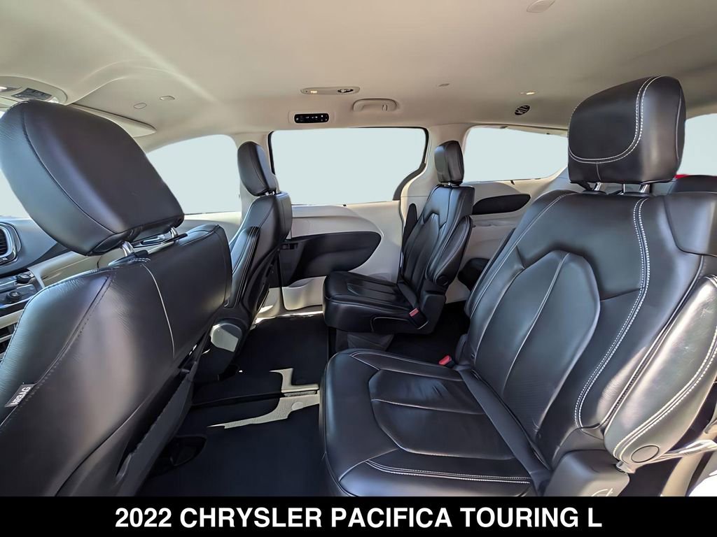 Used 2022 Chrysler Pacifica Touring-L FWD image 28