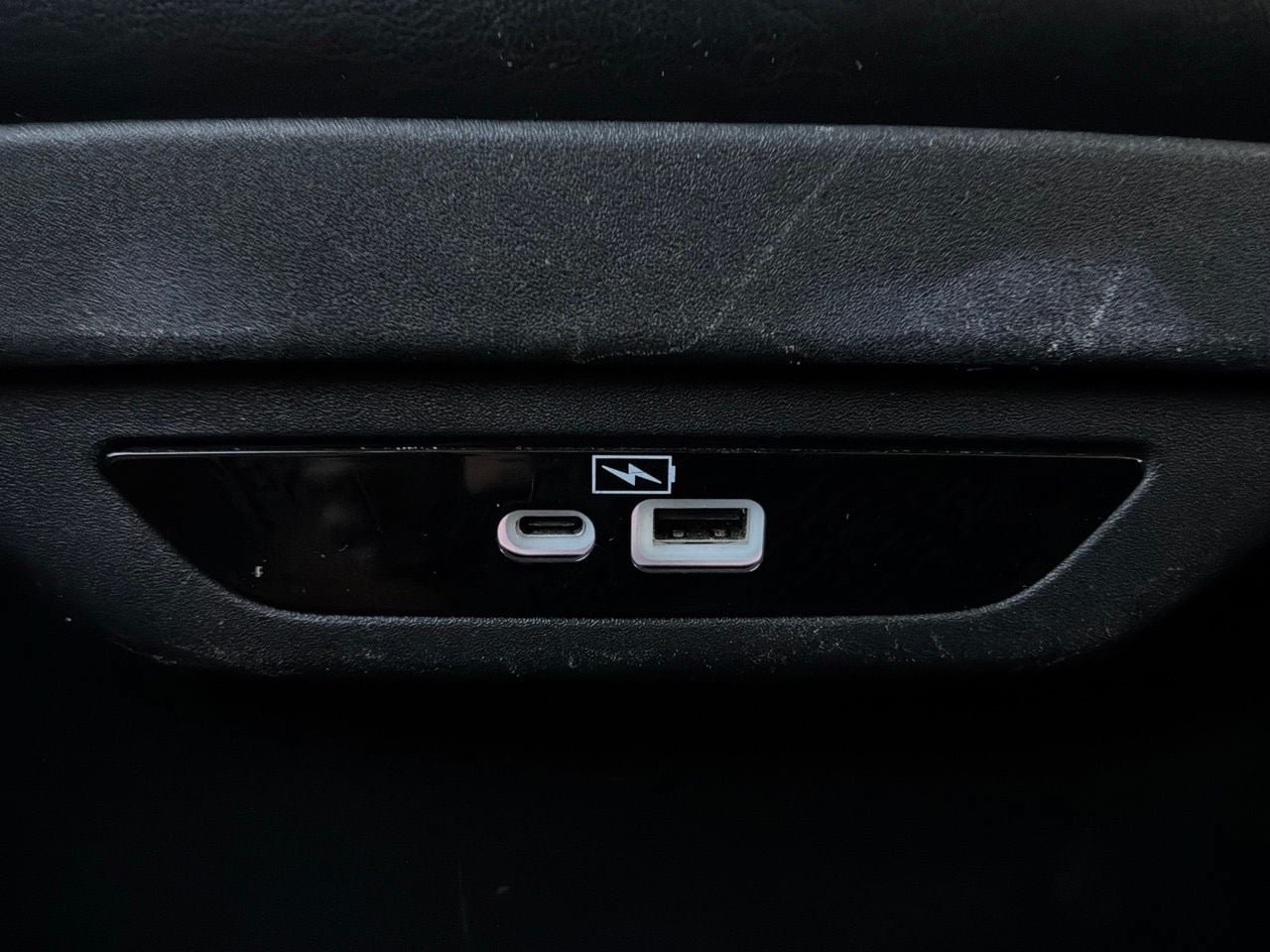 Used 2023 Chrysler Pacifica Touring-L FWD image 15