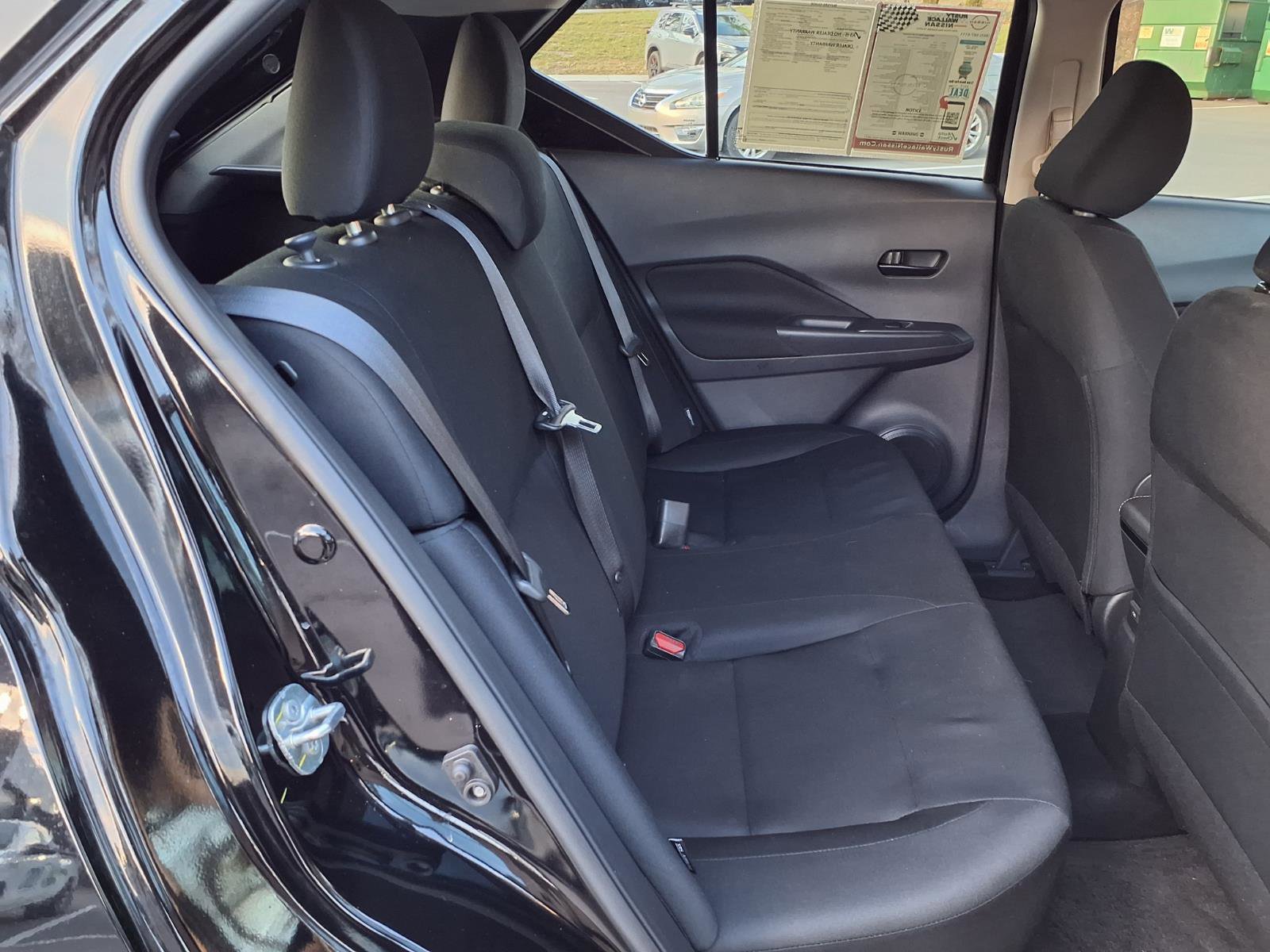 Used 2023 Nissan Kicks S image 11