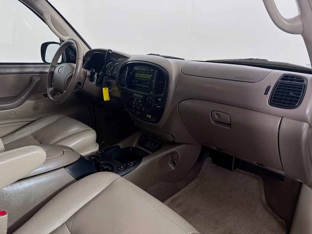 Used 2006 Toyota Sequoia SR5 RWD image 33