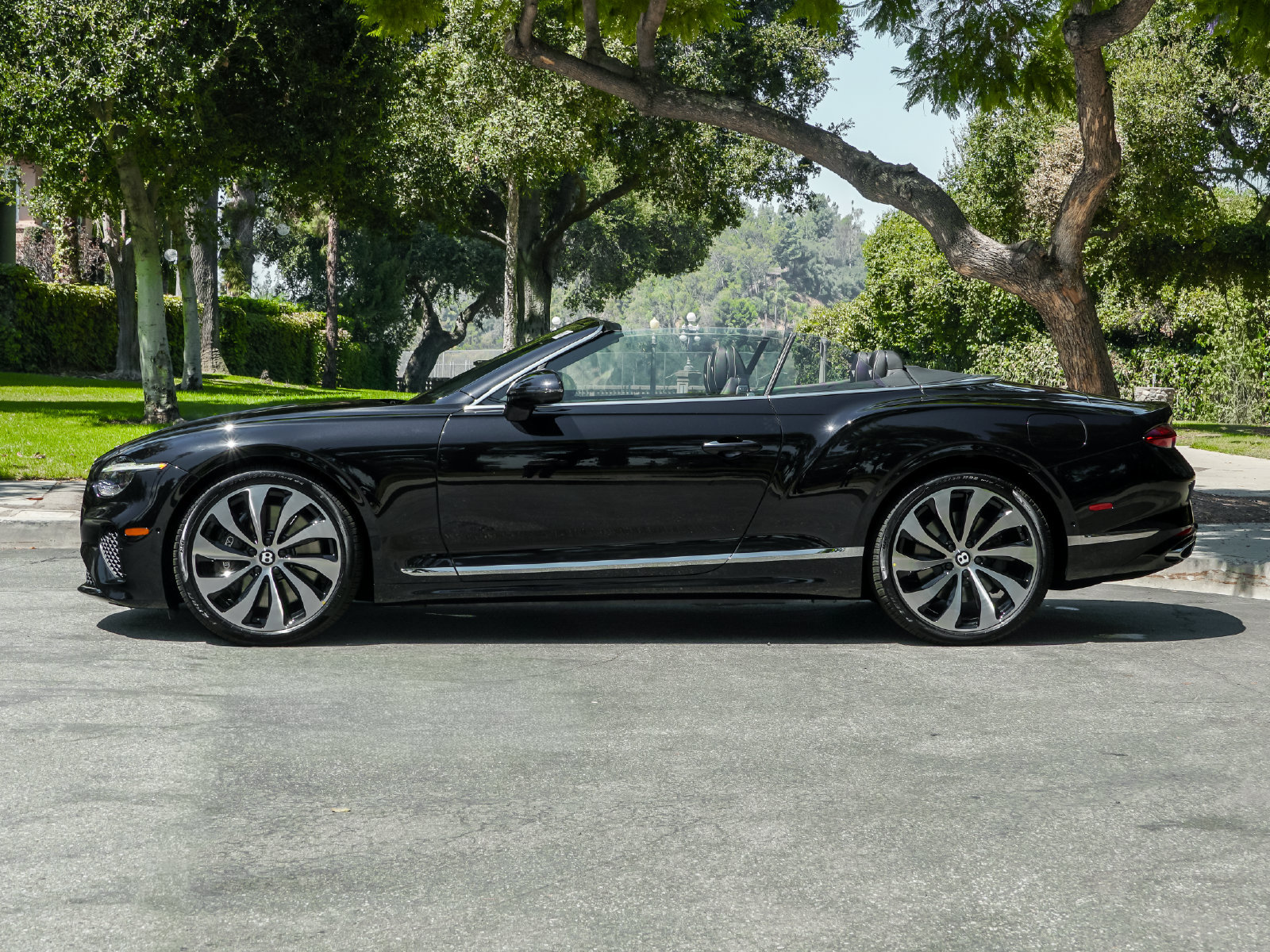 New 2026 Bentley Continental GT AWD/4WD image 3