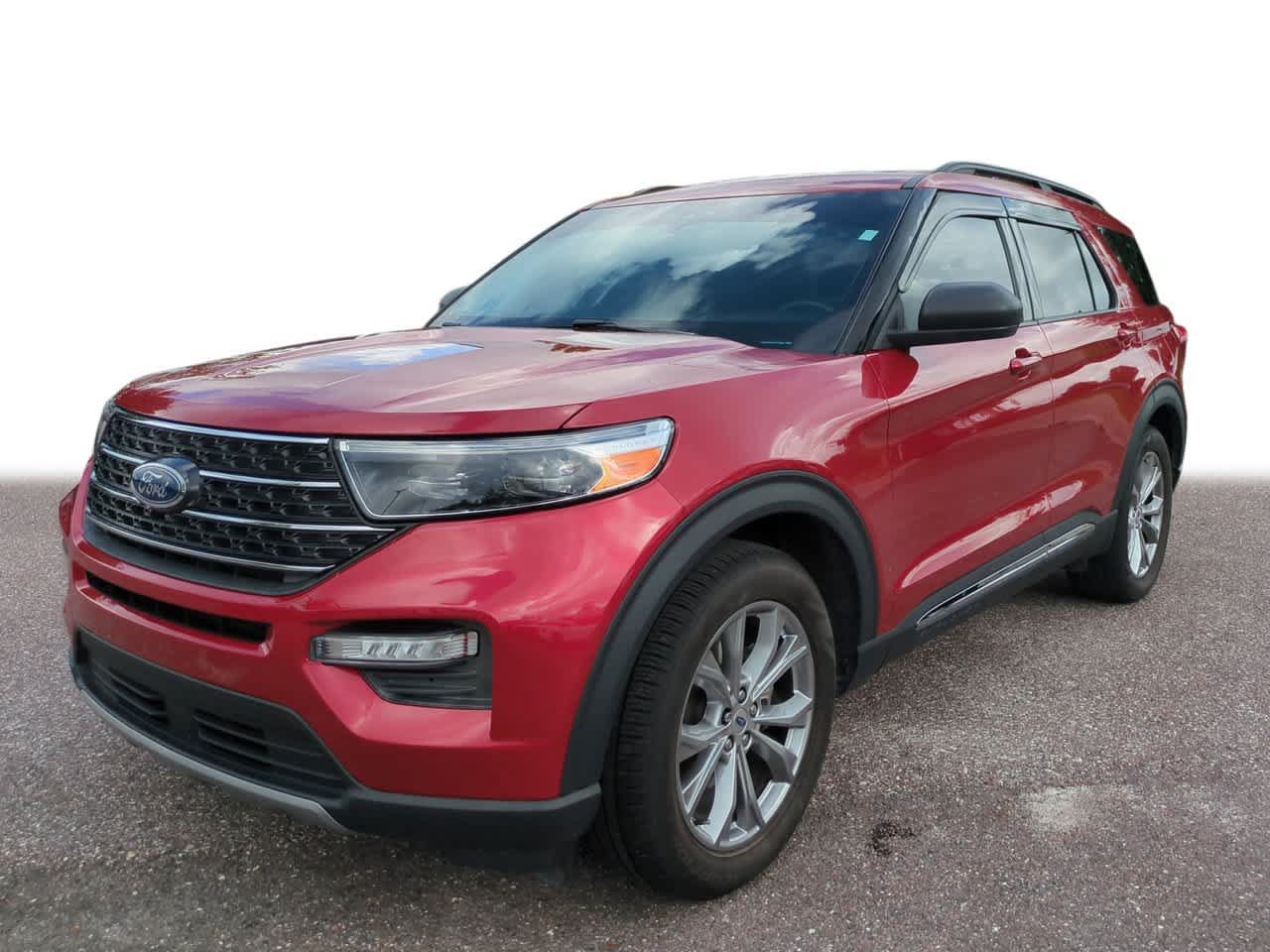 Used 2023 Ford Explorer XLT w/ Equipment Group 202A RWD image 1