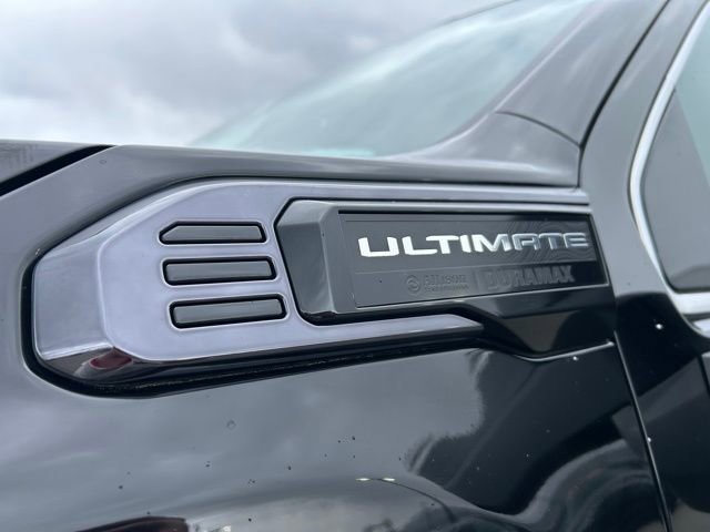 Used 2024 GMC Sierra 3500 Denali Ultimate AWD/4WD image 9