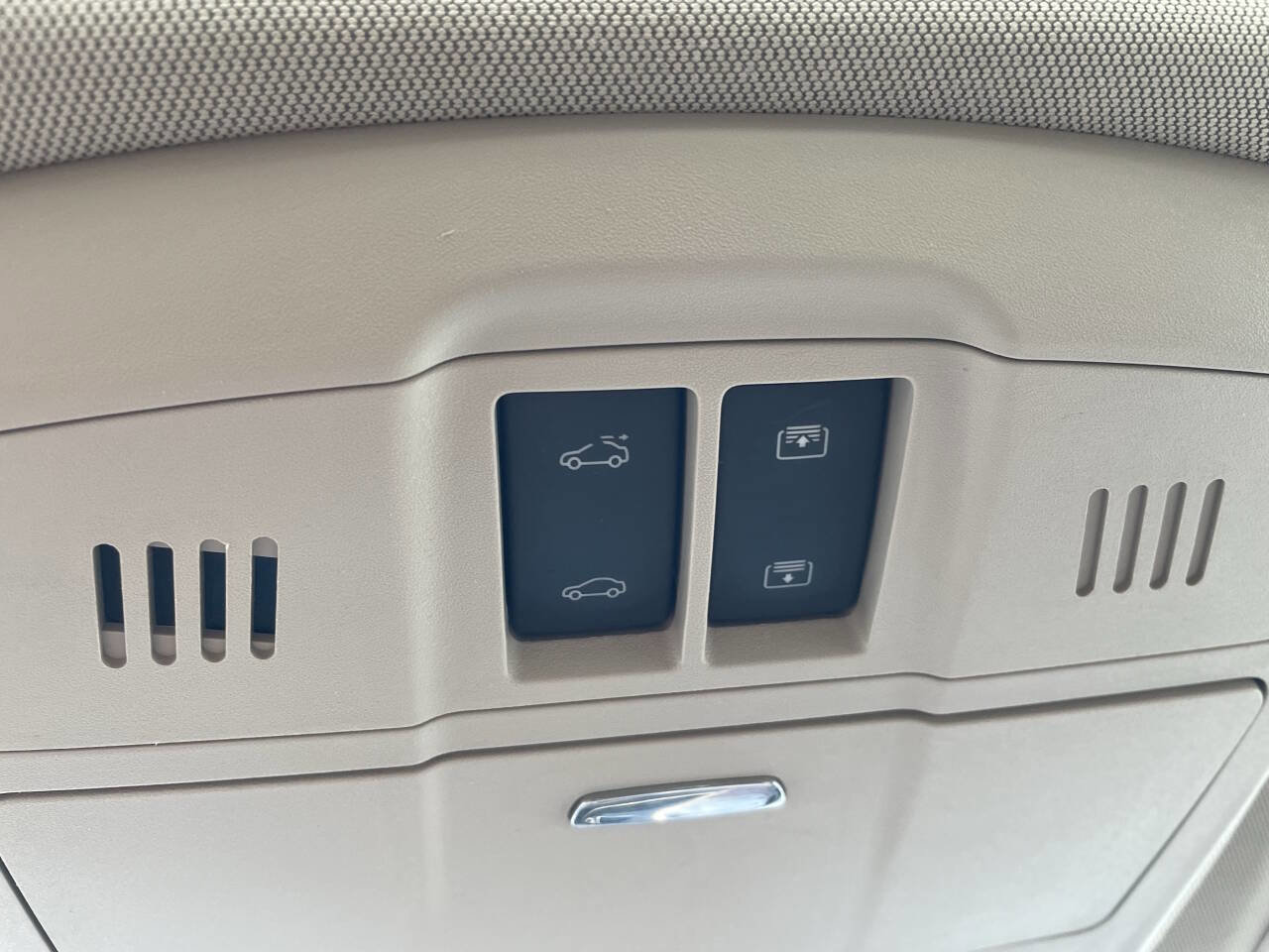 Used 2017 Buick Envision Premium w/ Driver Confidence Package AWD/4WD image 32