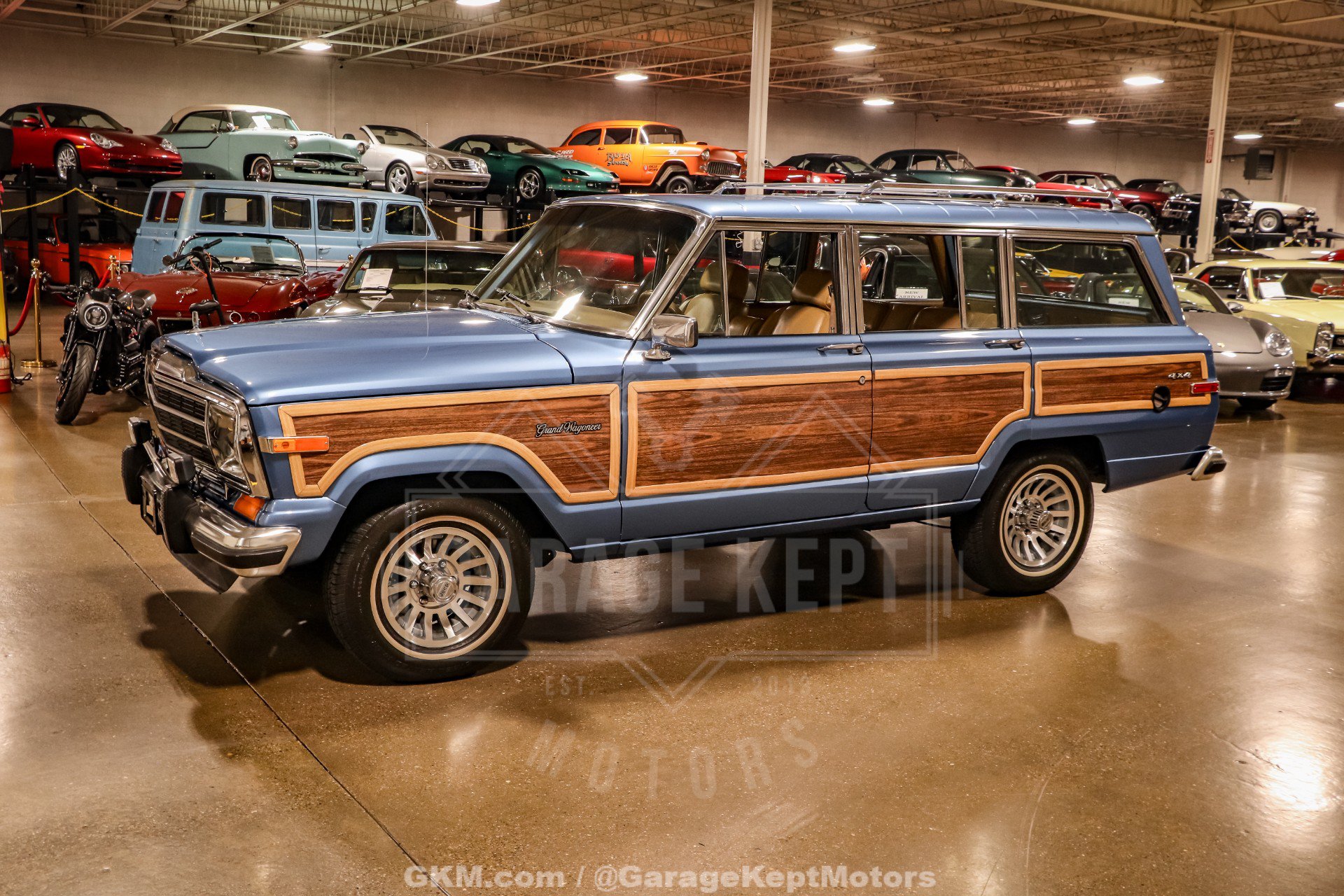 Used 1987 Jeep Grand Wagoneer AWD/4WD image 4