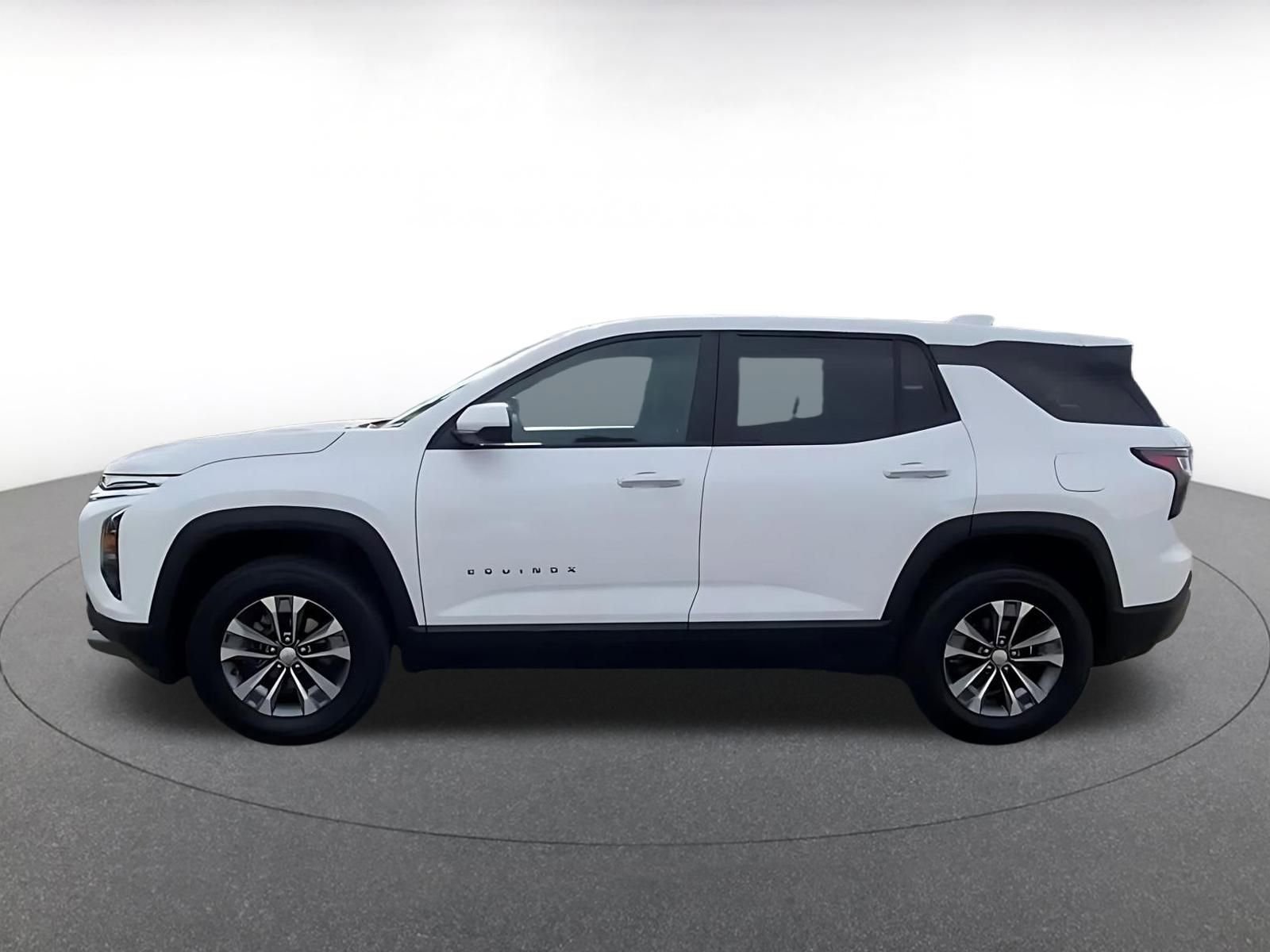 Used 2025 Chevrolet Equinox LT image 9