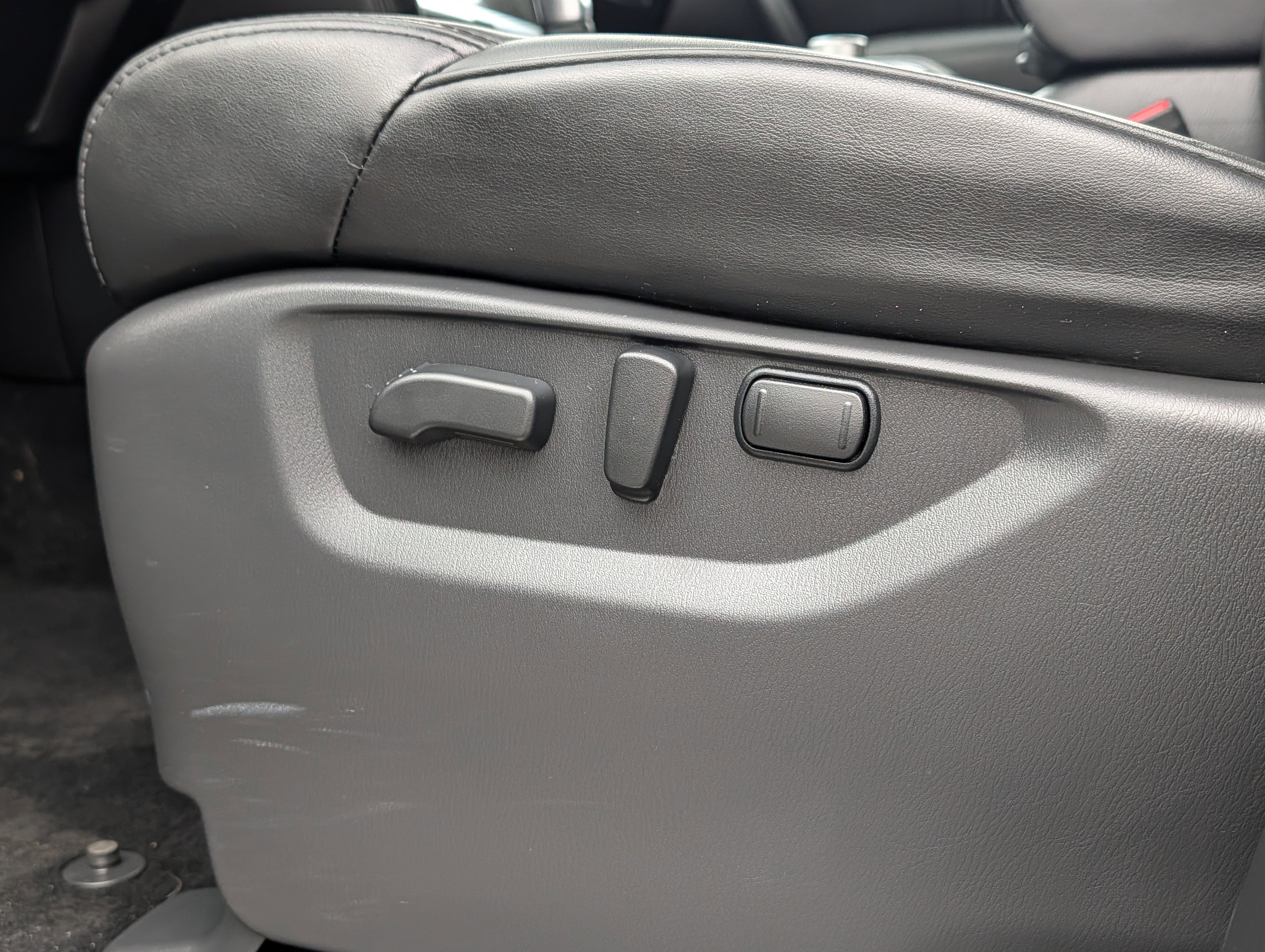 Used 2022 Nissan Armada SV w/ Cargo Package image 20